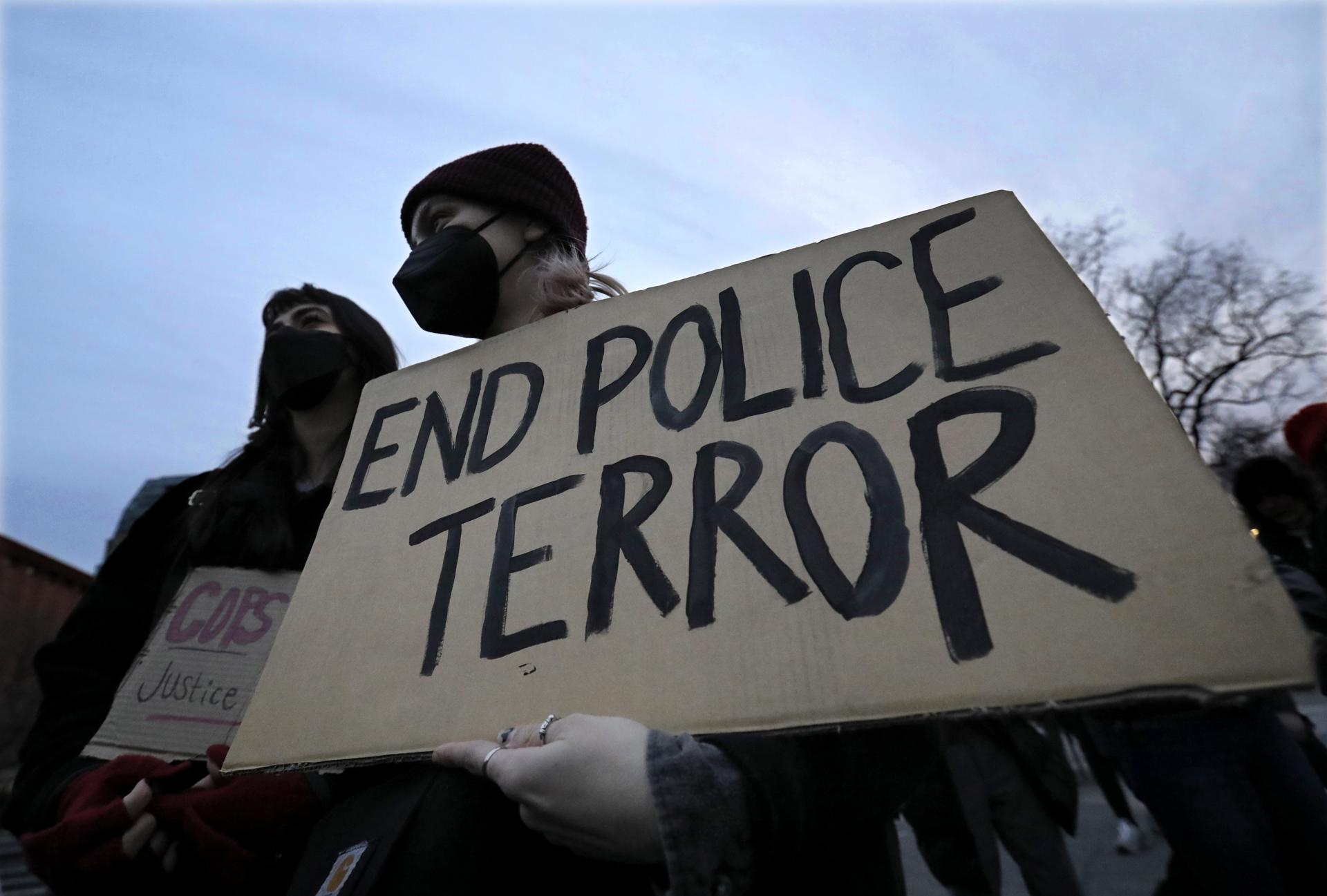 Paliza a un joven negro revive los reclamos para reformar la Policía en EEUU FOTO: FUENTE EXTERNA