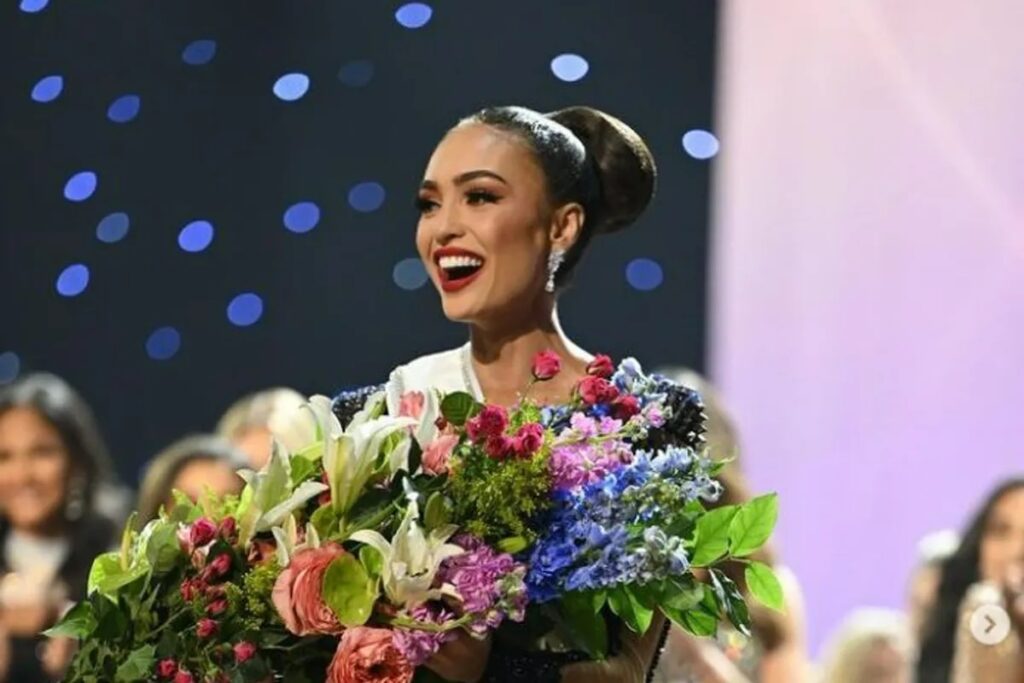 La nueva Miss Universo de USA habla sobre el fraude: "Me hacen reír"