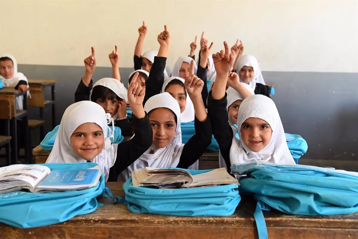 Unesco dedicará a las niñas y las mujeres afganas el Día de la Educación
