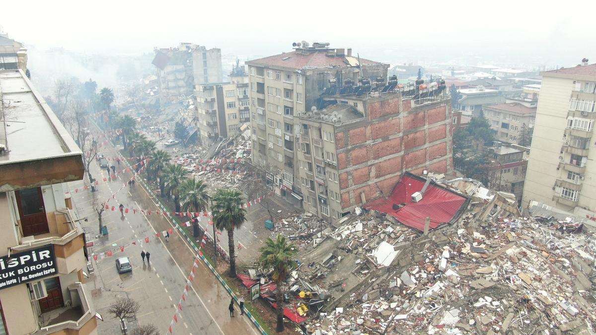 Sólo hay ventana de 7 días para sacar a víctimas del terremoto