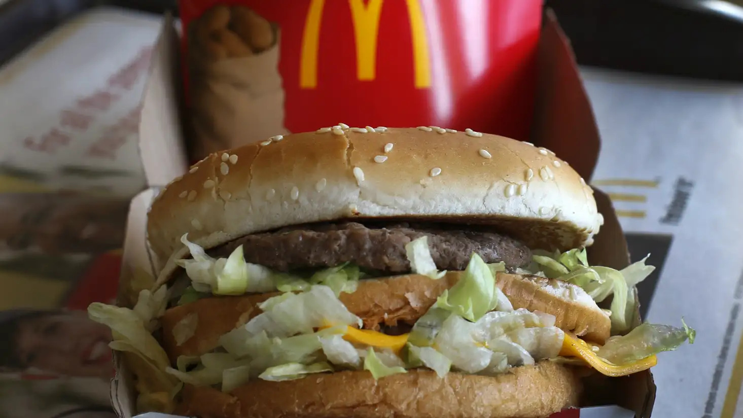 Qué es el Big Mac Index, la referencia para crear el "Pollo Index" de Abinader