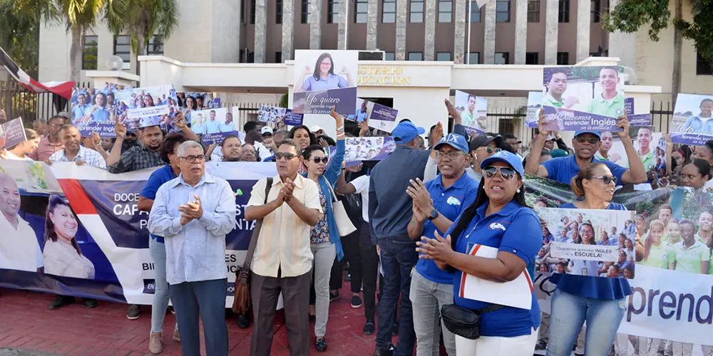 Participantes en la protesta. Félix de la Cruz