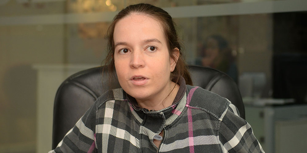 Katherine Motyka es altruista, pero además es profesional de la ingeniería. Félix de la Cruz