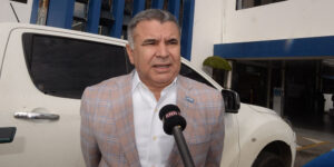 Martín Ortiz dirige el área Materno Infantil y Adolescentes del SNS. Johnny Rotestán