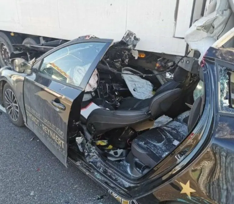 Miss Universo Bélgica 2022 sufre violento accidente automovilístico