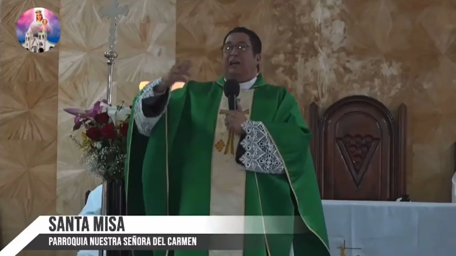 Sacerdote: El gobierno nos tiene de “pendejos y mamparas” con hospital