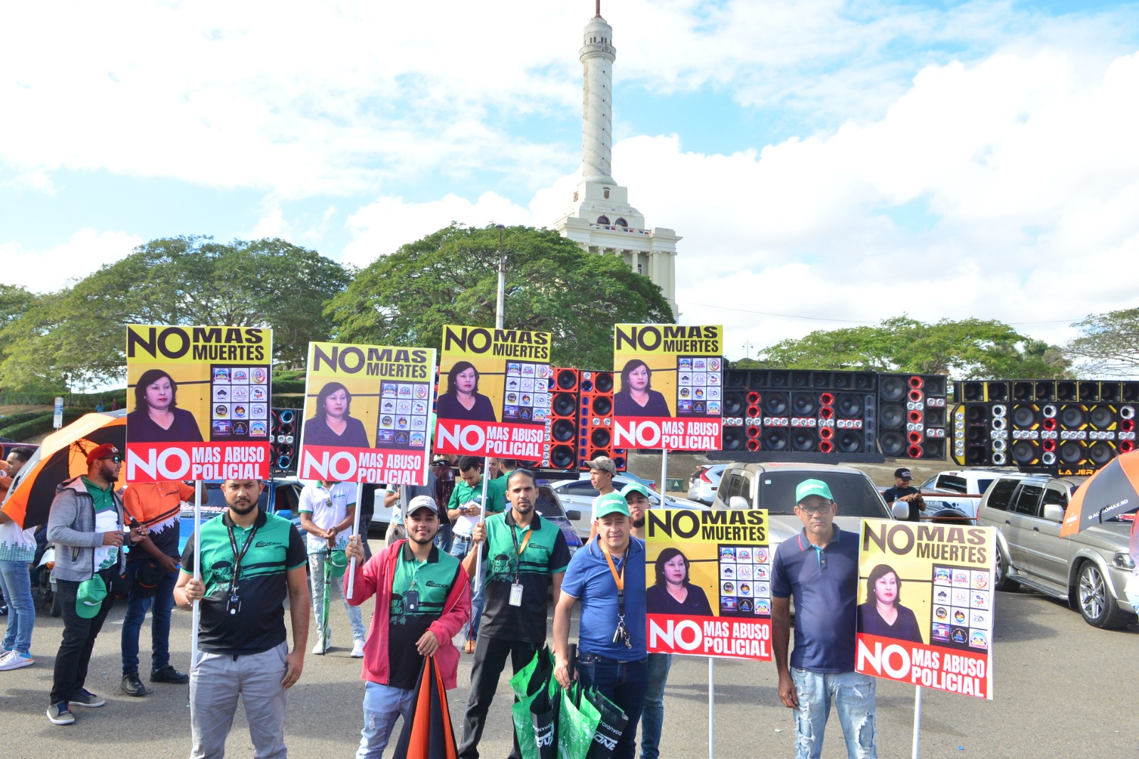 Marchan por muerte de Donelly Martínez y piden destituir funcionarios