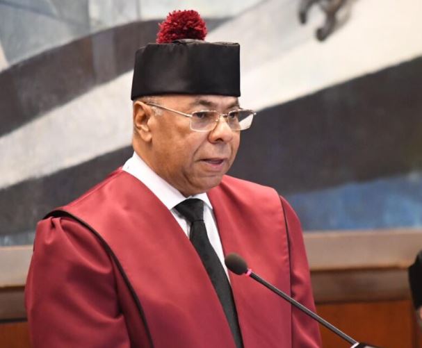 Milton Ray Guevara, presidente del Tribunal Constitucional