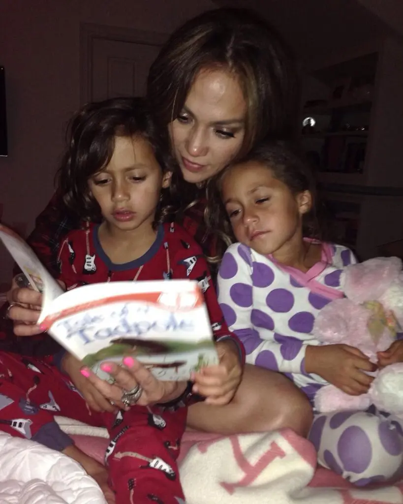 ¿Cuánto paga Marc Anthony por la manutención de sus seis hijos?