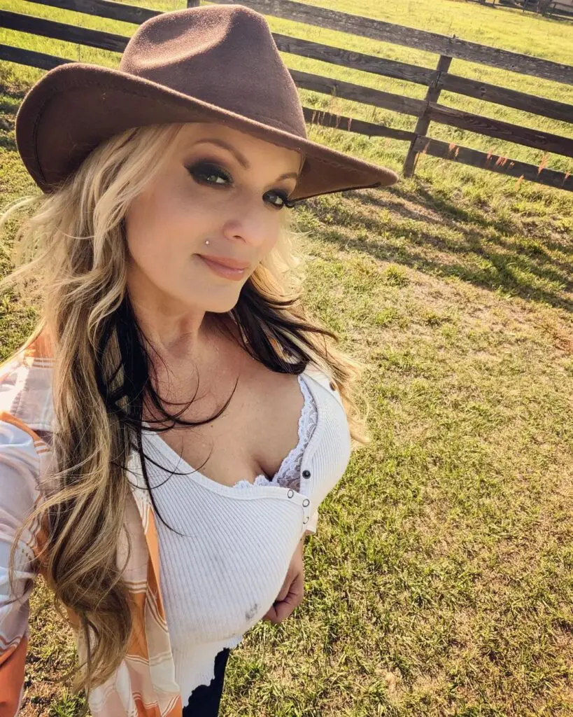 ¿Quién es Stormy Daniels, la actriz que tiene en problemas a Donald Trump?