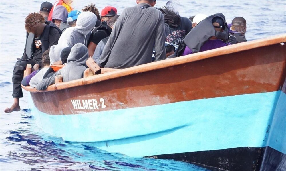 Detienen 60 inmigrantes intentaban llegar ilegalmente a Puerto Rico FOTO: FUENTE EXTERNA