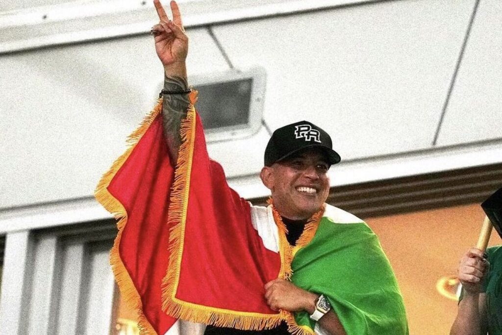 Acusan a Daddy Yankee de cargar "una maldición" en el Clásico Mundial