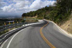 Resaltan importancia de la carretera Tamboril-La Cumbre-Guazumal
