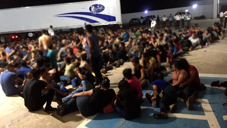 Autoridades mexicanas localizaron a 340 migrantes abandonados