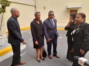 Van de negro al Congreso 