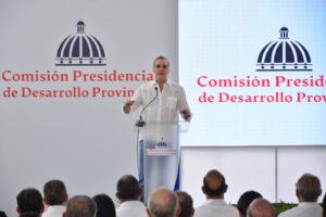 Presidente deja iniciados trabajos del Centro Histórico