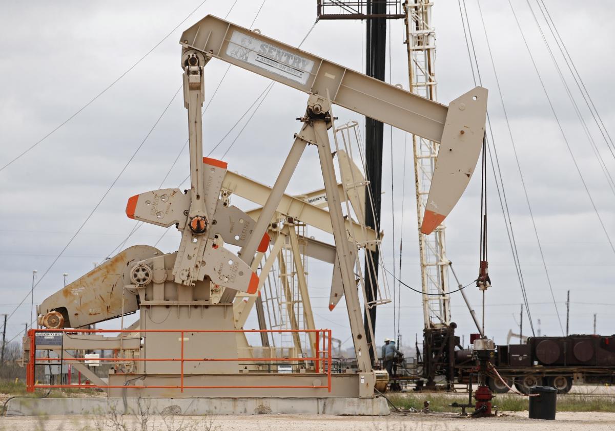 El petróleo de Texas abre con una bajada del 1,09 %, hasta 79,82 dólares