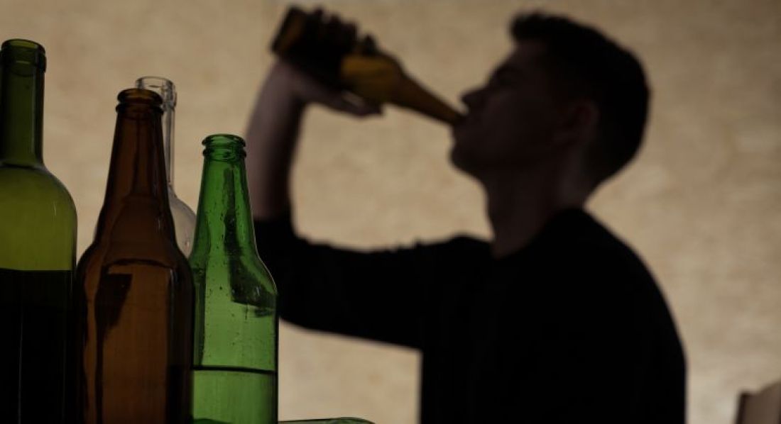 Investigan 18 personas por intoxicación alcohólica de menores de edad