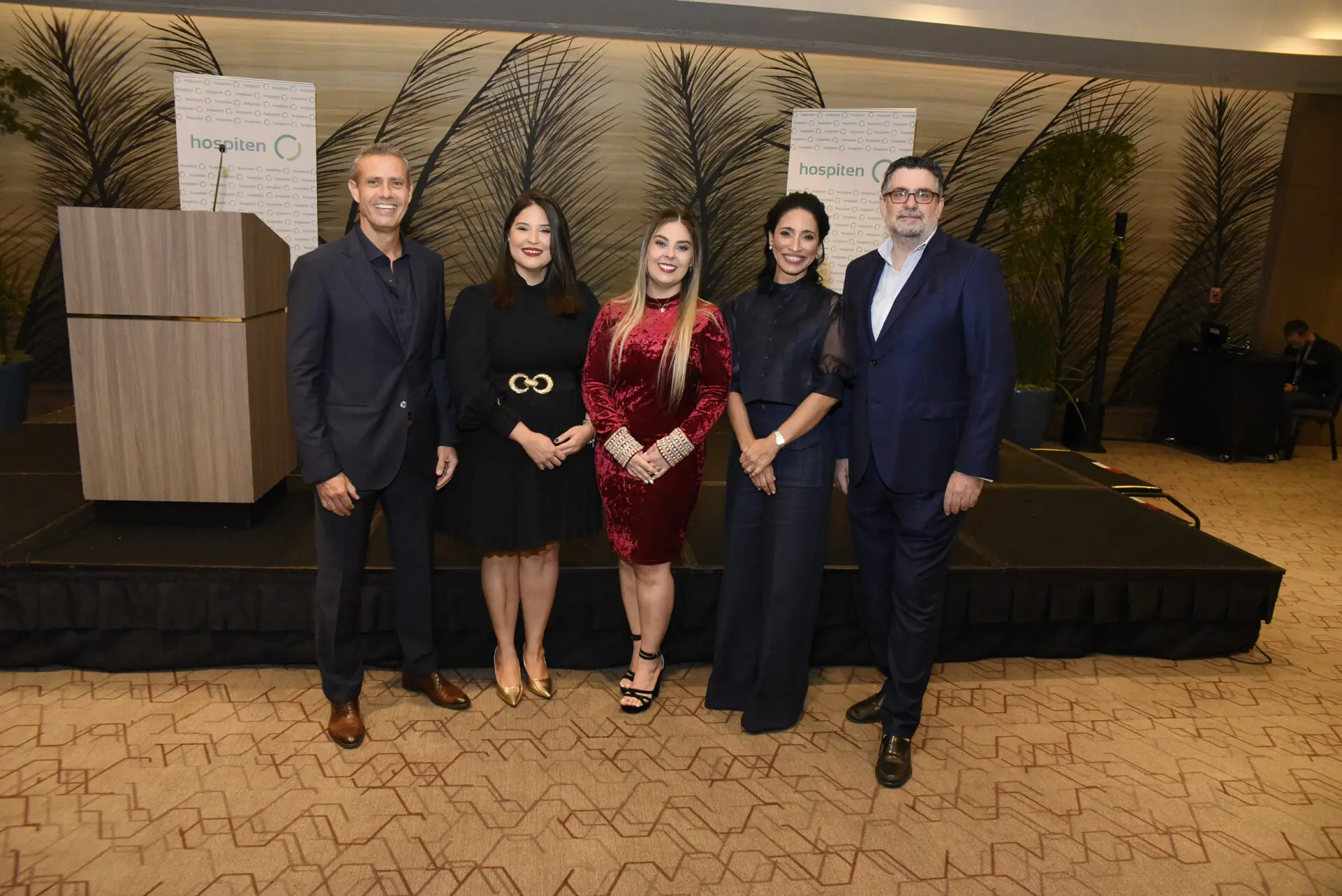 Benjamín Palmero, Milagros Alcántara, Isabel del Toro, Yaneica Durán y Xabier Pacios. FUENTE EXTERNA