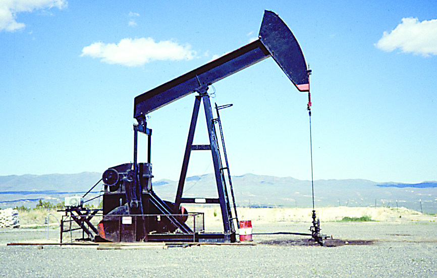 El pétroleo de Texas sube un 0,4 % y cierra en 82,52 dólares el barril