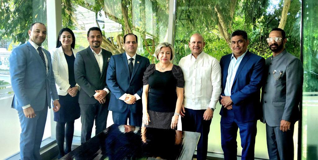 Embajada dominicana en Panamá agota agenda en Feria Multisectorial