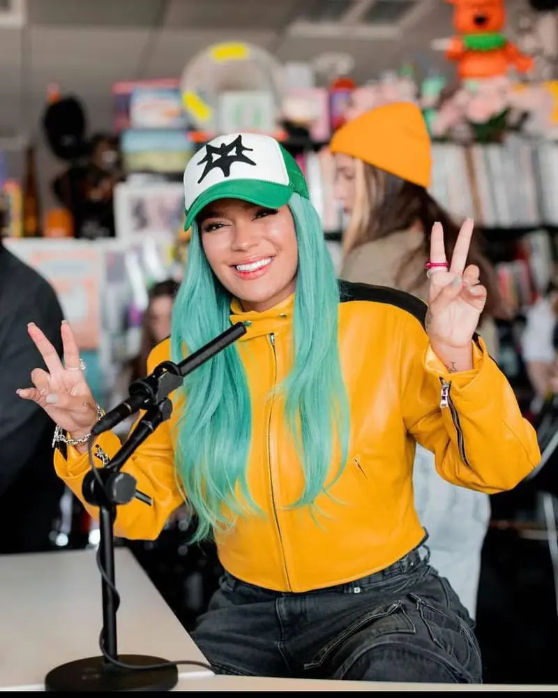 Karol G habría respondido a los recientes ataques de Anuel AA