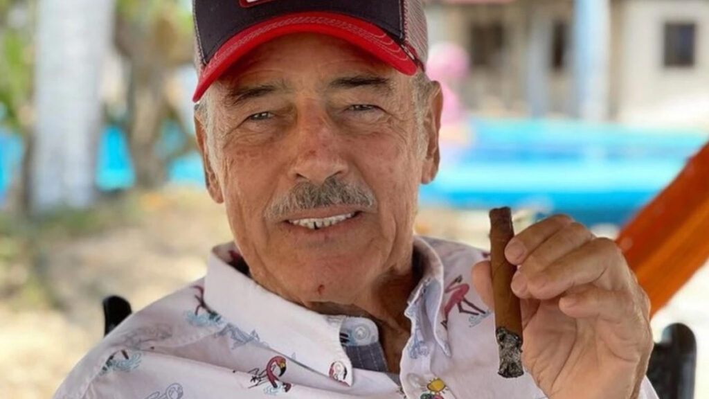 Andrés García se habría casado sin divorciarse de su esposa anterior