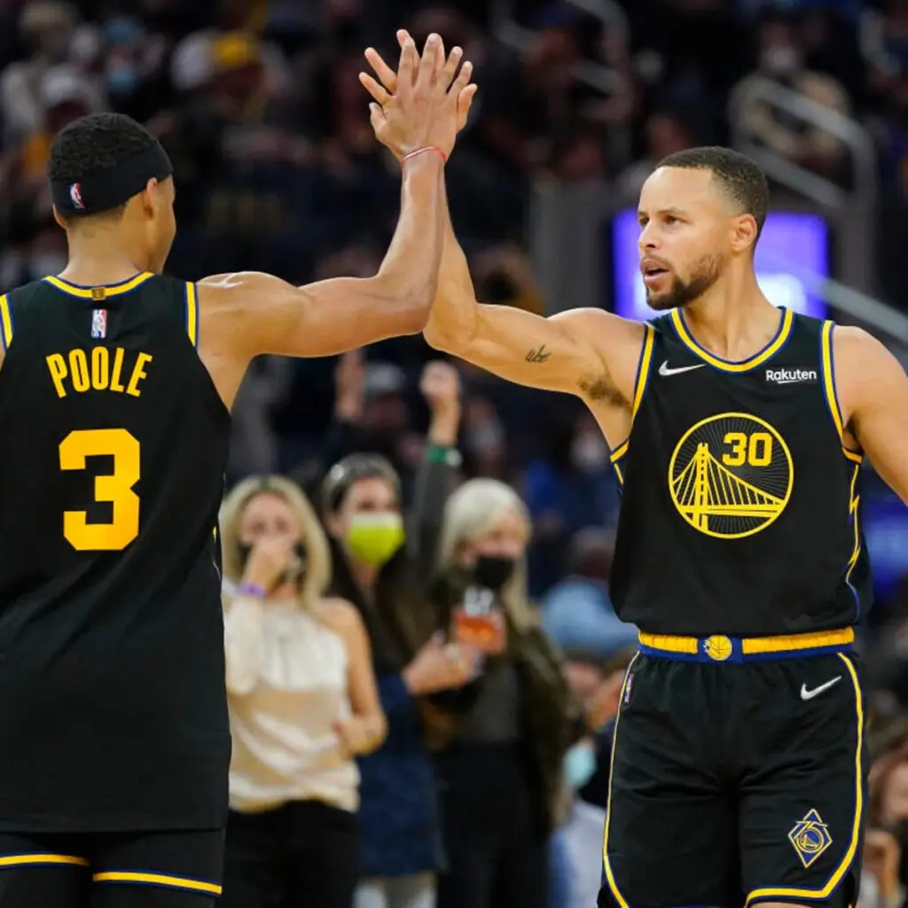 Lo que piensa Curry sobre figura de Warriors que quieren botar del equipo