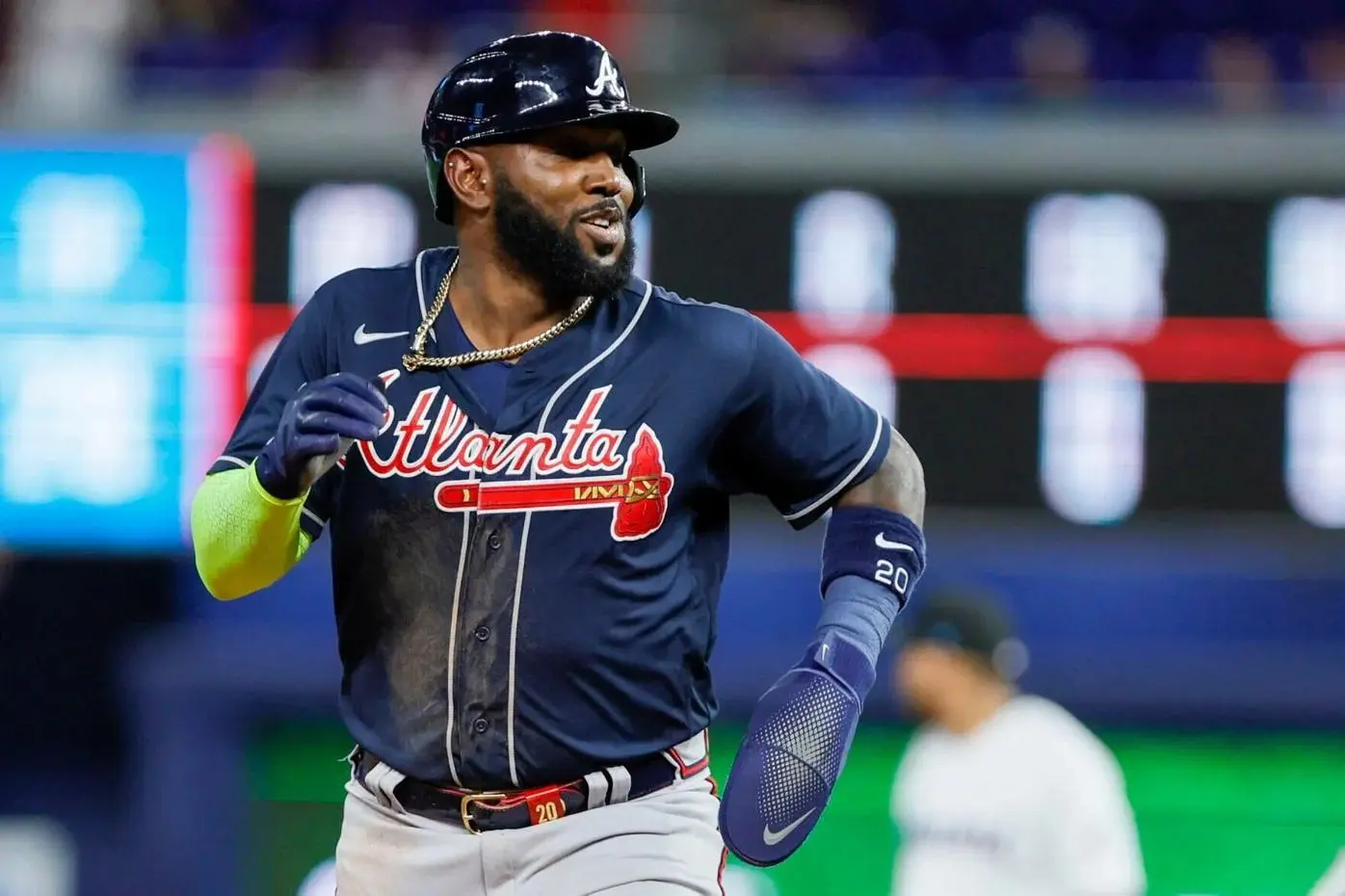 Marcell Ozuna le demuestra a Atlanta que sí puede con dos estacazos