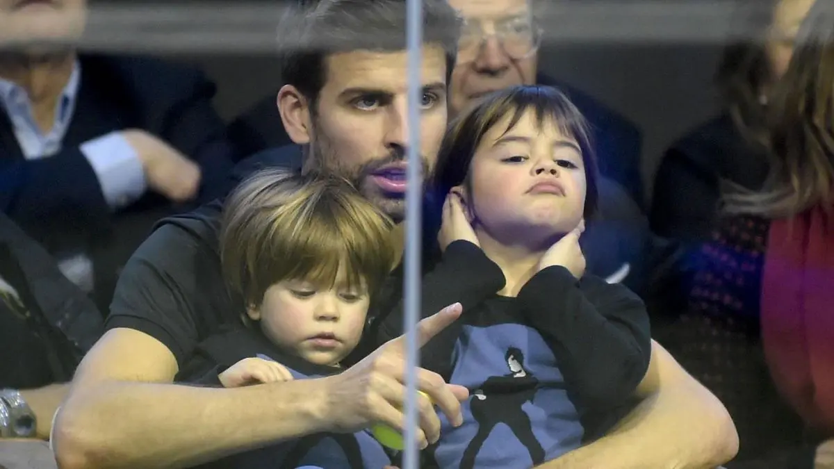 Piqué recupera a sus hijos con Shakira: se los llevaría a Barcelona