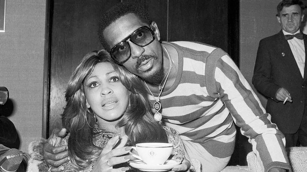 Las tragedias de Tina Turner: de mujer maltratada a leyenda de la música