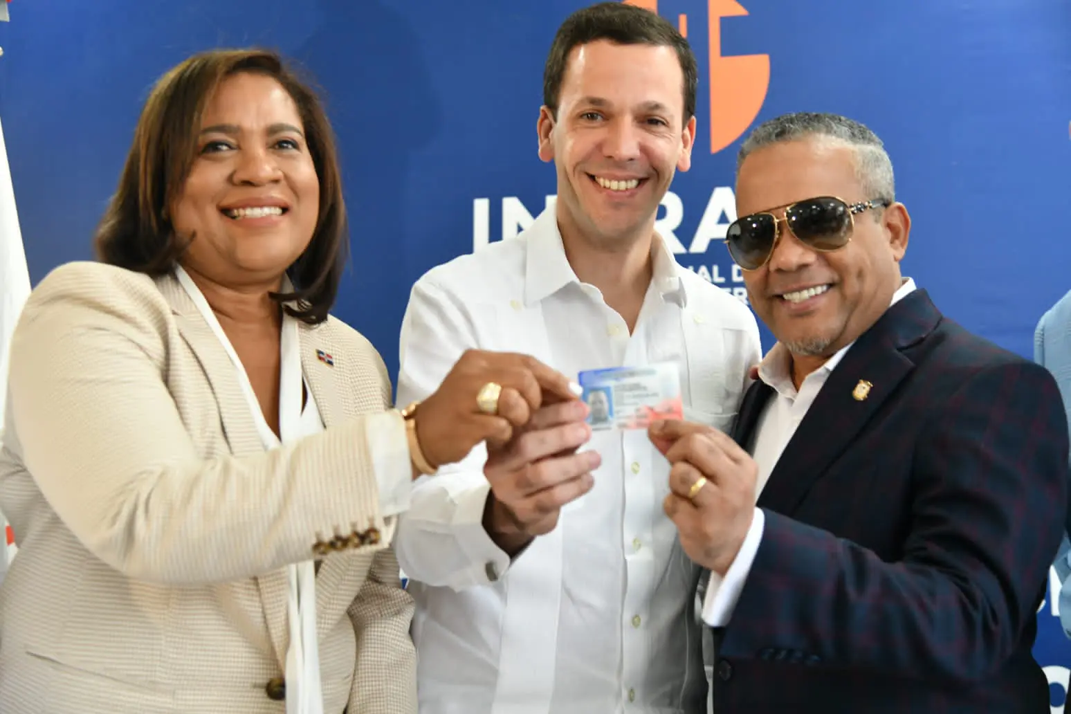 Hugo Beras apertura oficina de licencias en Bonao