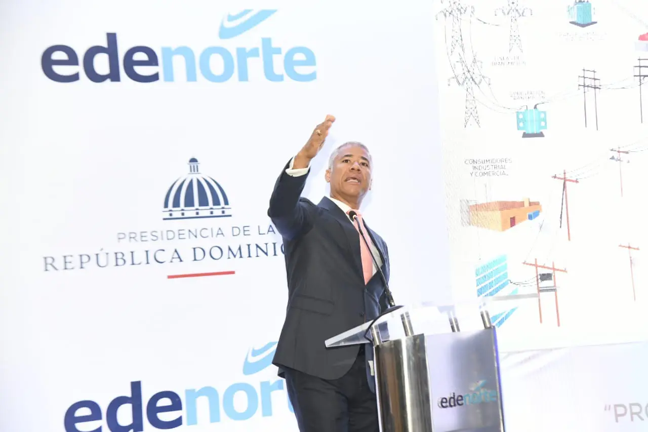 Edenorte presenta a empresariado proyectos eléctricos