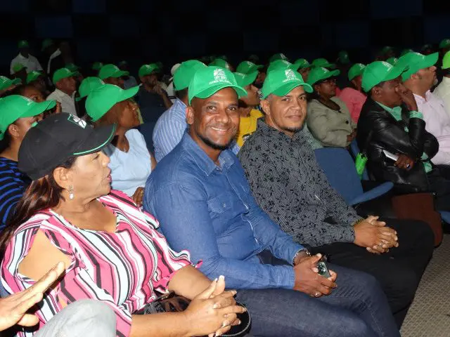 FP presenta más de cien aspirantes para elecciones en La Romana