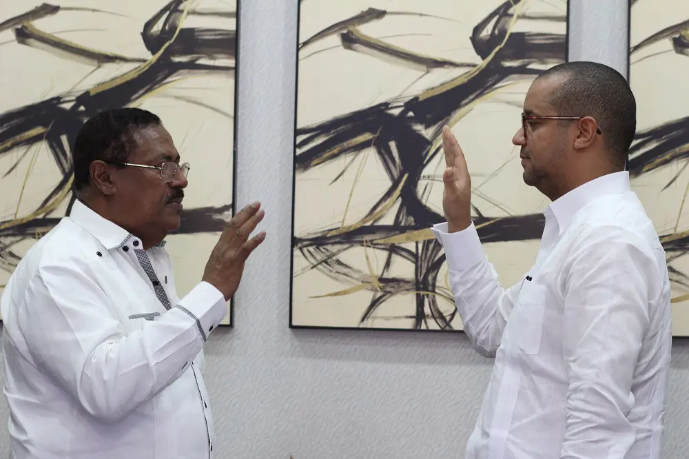 Director del SRSM juramenta nuevo titular del Hospital Salvador B. Gautier