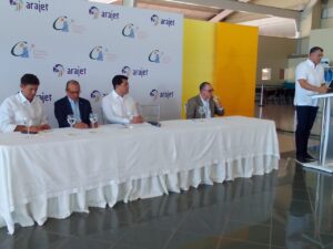 Arajet inicia una nueva ruta entre Santiago y Colombia