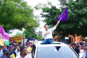 Abel Martínez asumirá provisionalmente la coordinación de su campaña