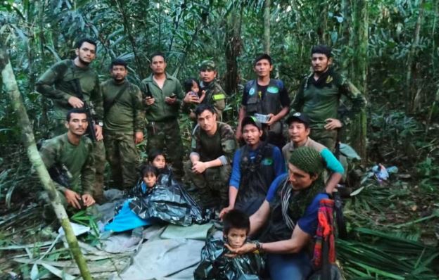 Un trabajo conjunto entre las Fuerzas Militares y las comunidades indigenas del Guaviare concluyeron con el rescate de los cuatro niños desaparecidos en las selvas del departamento (Fuerzas Militares/Presidencia) Fuente Externa