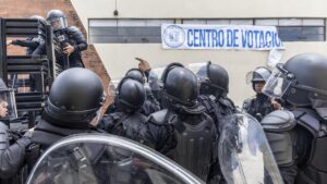 Guatemala registra incidentes y problemas electorales en al menos tres municipios