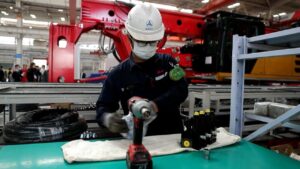 Producción económica mundial caería un 2,8 % si China bloquea a Taiwán