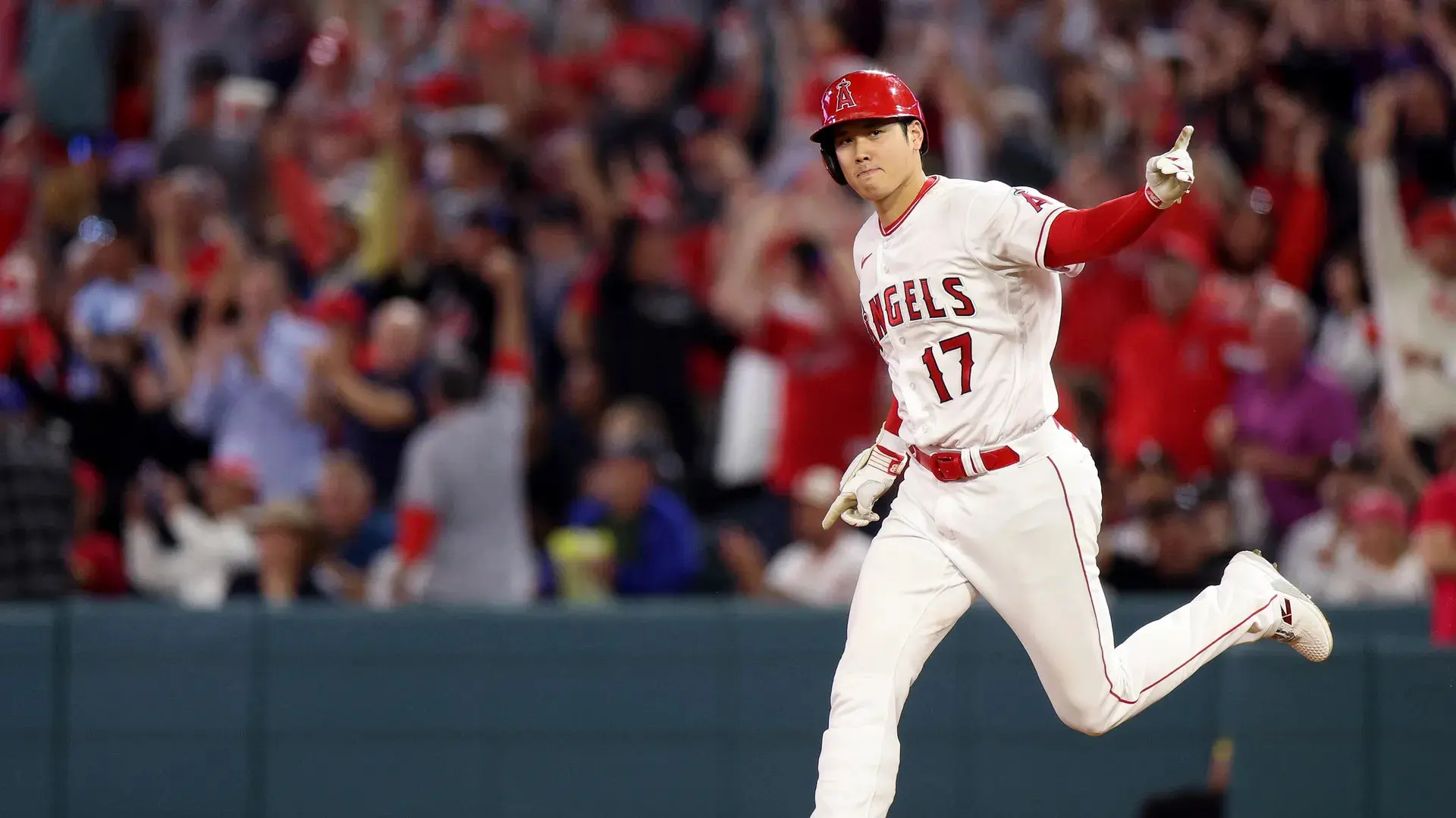 Los dos bestiales jonrones de Shohei Ohtani ante Medias Blancas