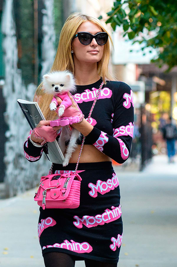 Paris Hilton en tono rosa