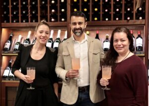 Natalia García, Eduardo García y Cynthia Vargas. FUENTE EXTERNA