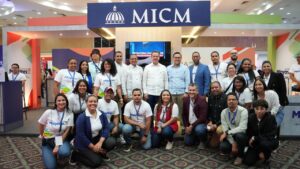 Miles impulsan sus negocios en Semana Mipymes del MICM