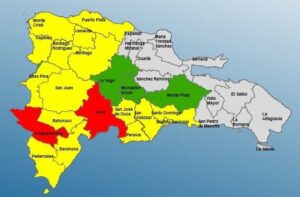 COE mantiene 21 provincias en alerta por lluvias