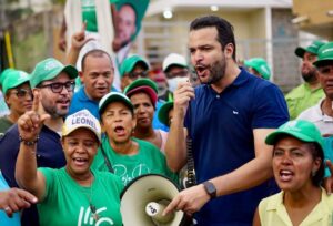 Rafael Paz presenta nueva línea grafica como el alcalde de la FP