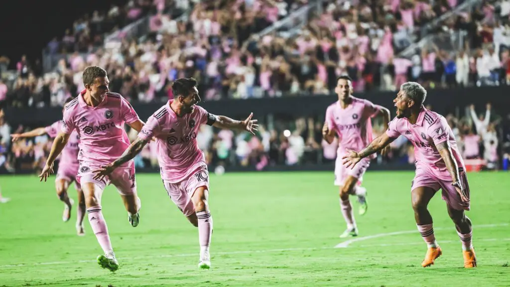 Debut de Messi fue a lo grande con golazo y victoria del Inter Miami