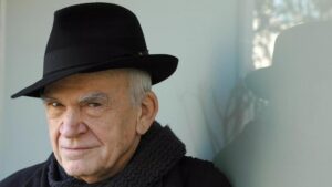 Muere el popular escritor checo Milan Kundera a los 94 años de edad