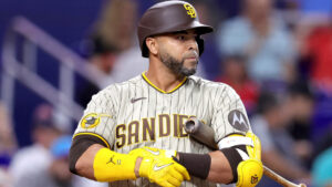 Padres sacan a Nelson Cruz de su roster y lo envían a asignación