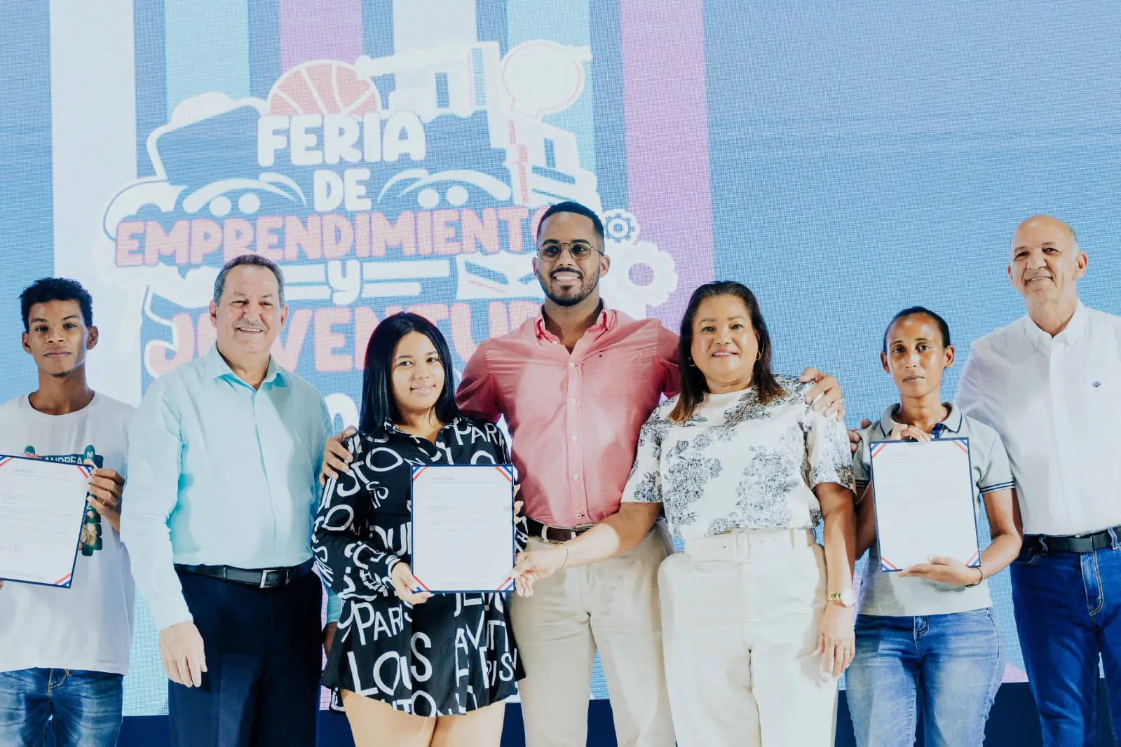 Gobierno ha otorgado préstamos por más de RD$4,316 millones a jóvenes